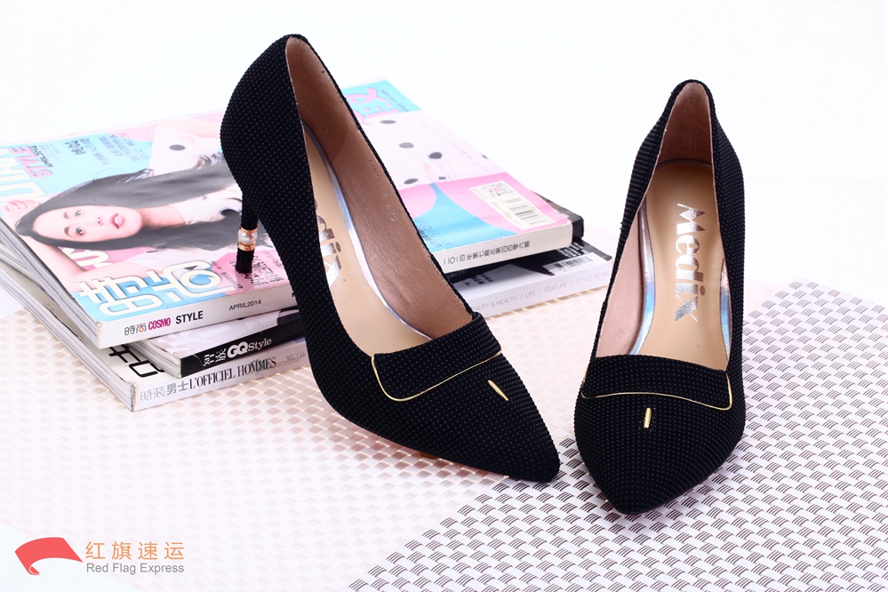 16395520308869.jpg 攝圖網_500766859_高跟鞋(企業商用)_副本.jpg